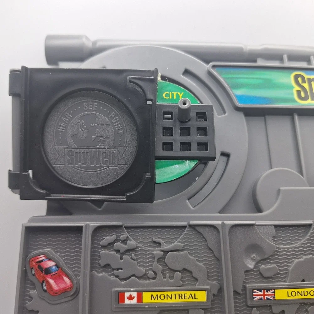 1997 Hasbro Green Spy Web City Game Board Replacement Pieces Vintage‎ Board Game